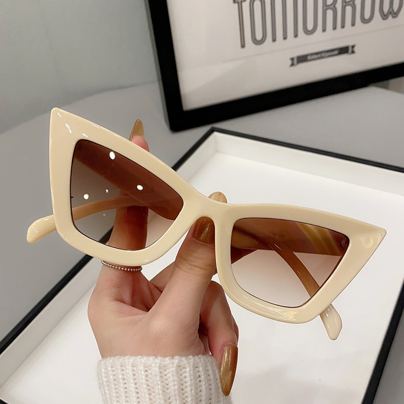 New Big Frame Vintage Square S - Sunglasses Cat Eye recension och pris