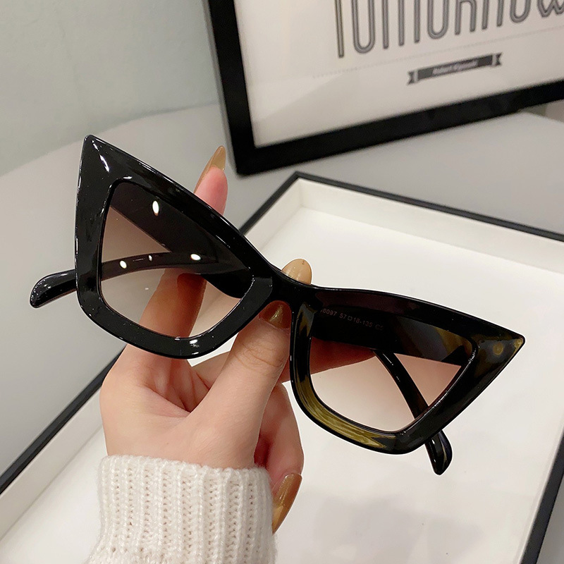 New Big Frame Vintage Square S - Sunglasses Cat Eye recension och pris